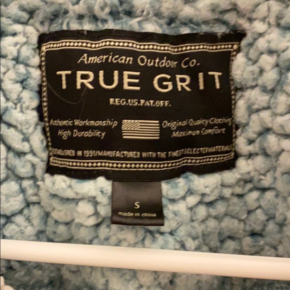 True Grit - Picture 3 of 3